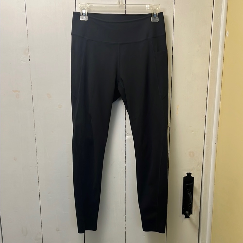 Uniqlo AIRism Soft Leggings with pockets Size Medium